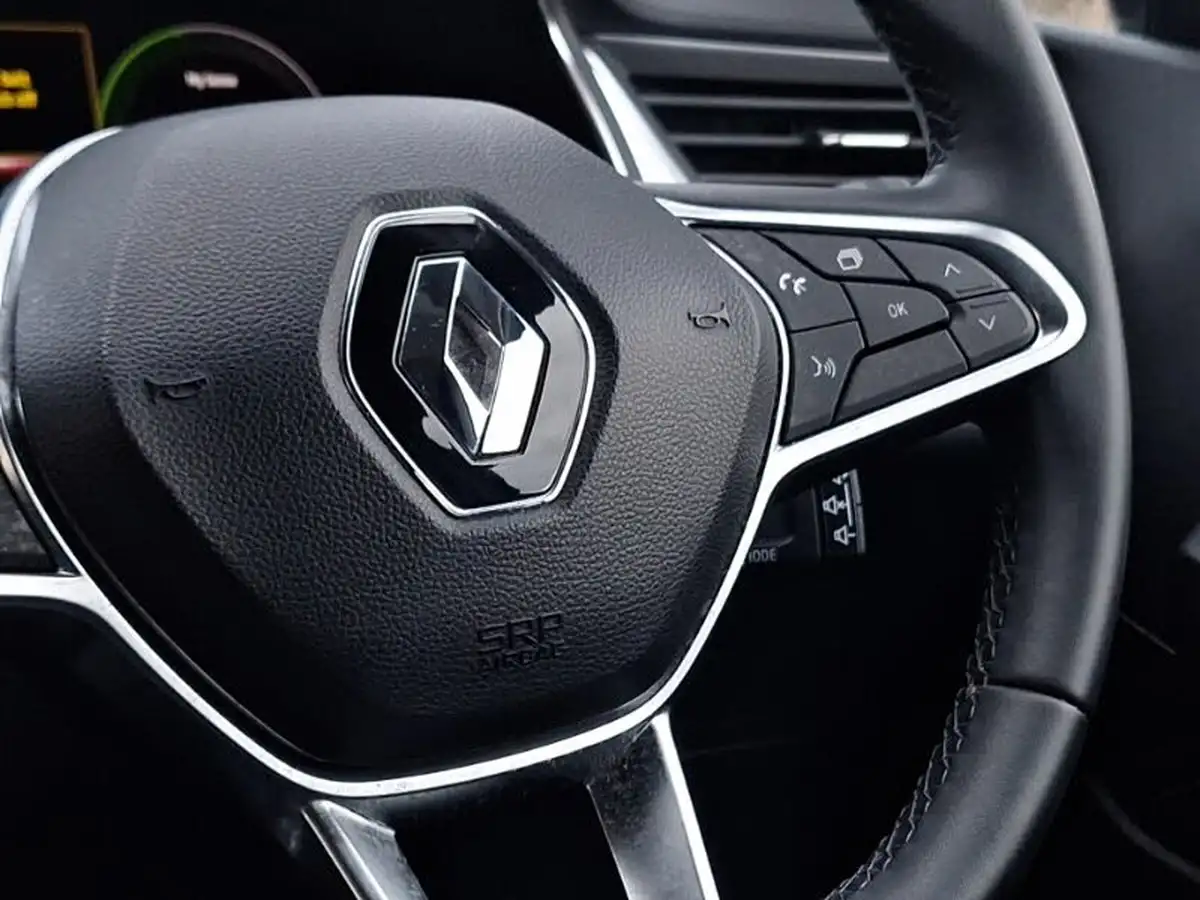 2023-renault-captur-16-techno-160ps-plug-in-big-10