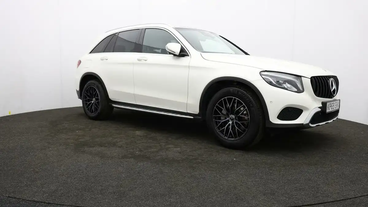 2019-mercedes-benz-glc-class-21d-glc250d-sport-premium-plusss-station-wagon-5d-big-39