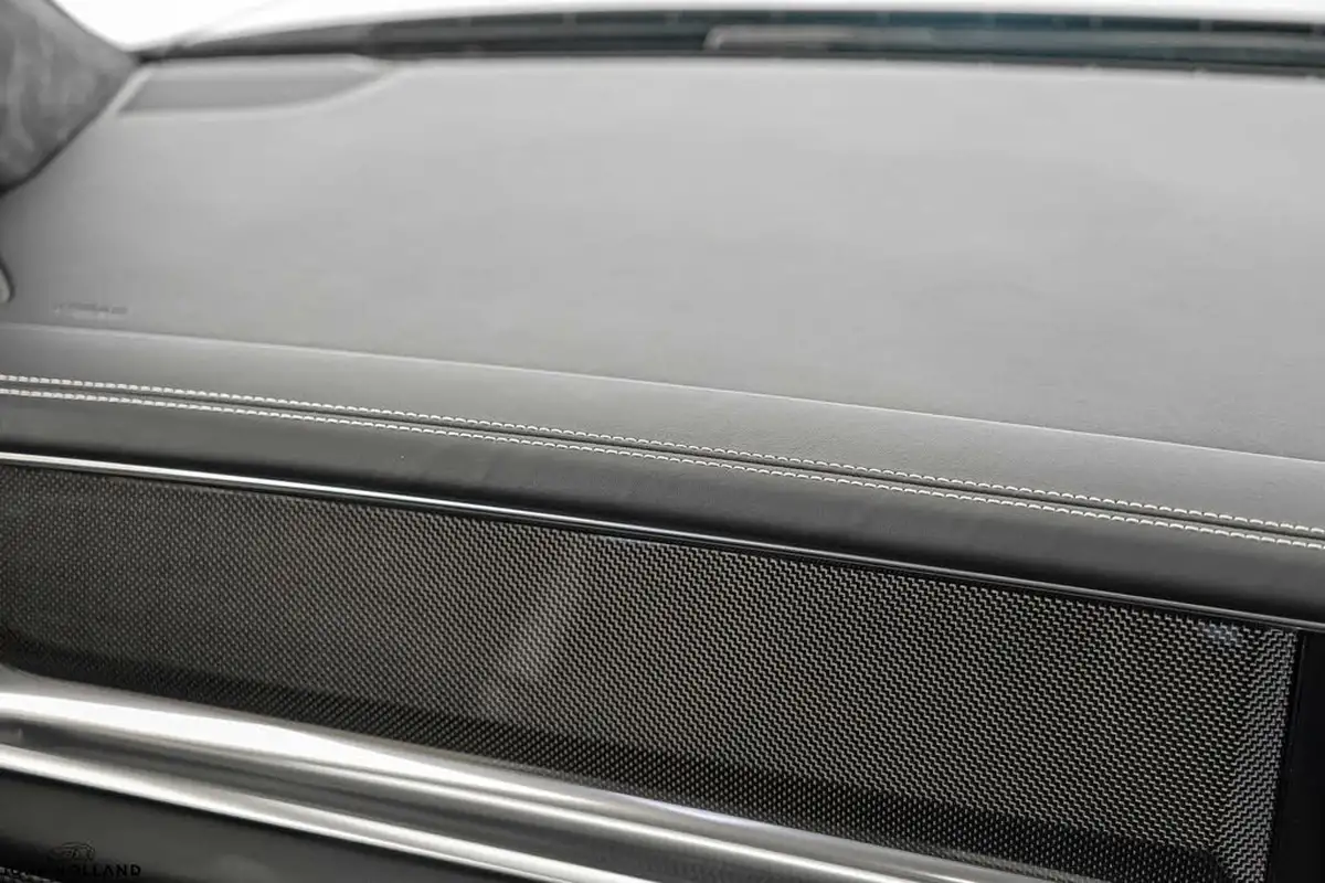 2023-porsche-panamera-40-gts-hatchback-big-13