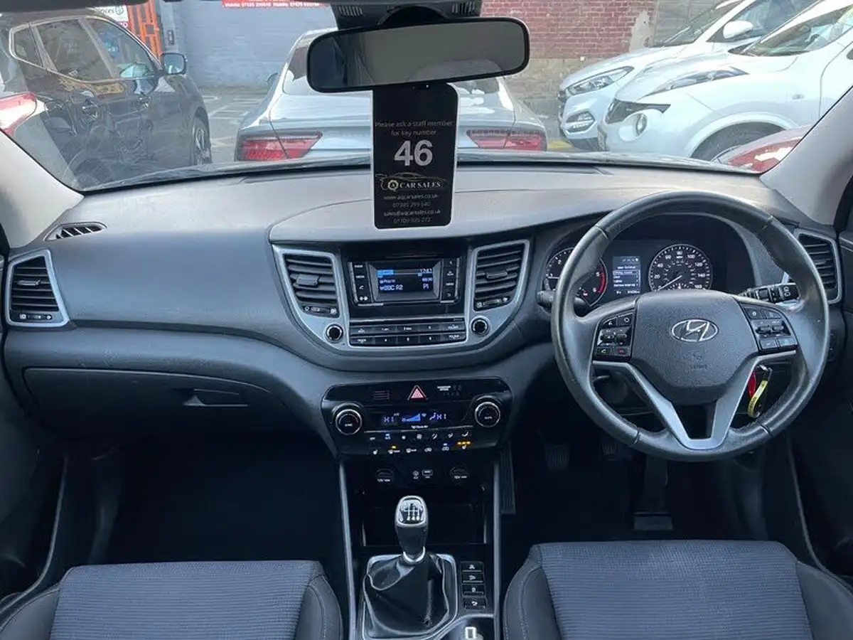2016-hyundai-tucson-17crdi-blue-drive-se-116ps-big-12