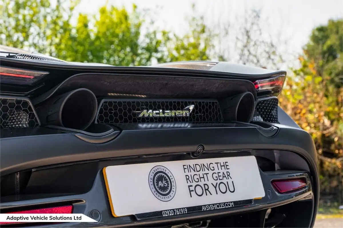 2021-mclaren-720s-40-coupe-luxury-big-18
