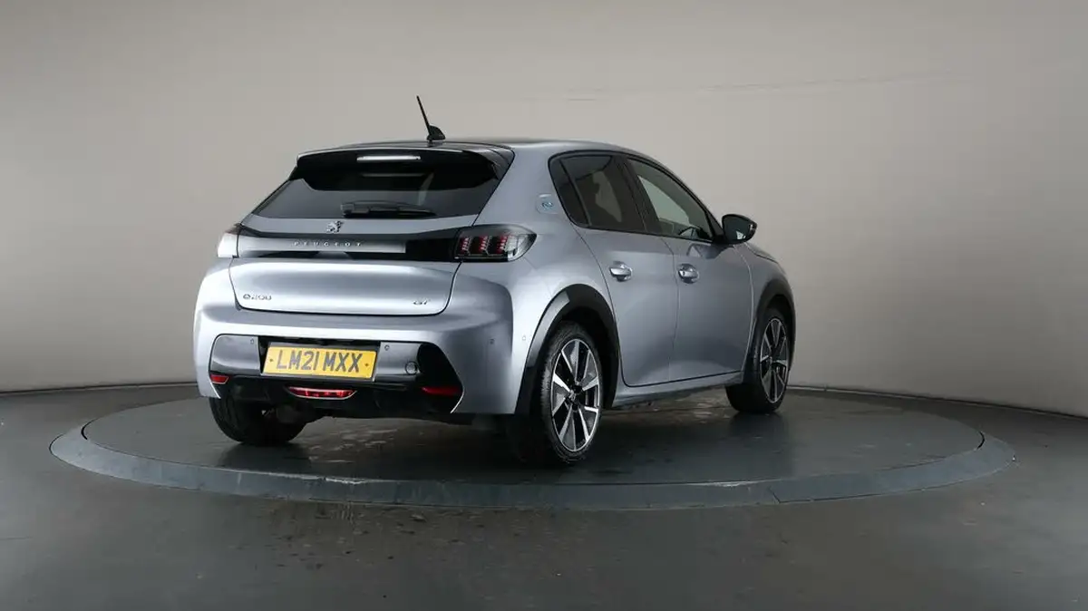 2021-peugeot-208-e-gt-50kwh-big-63