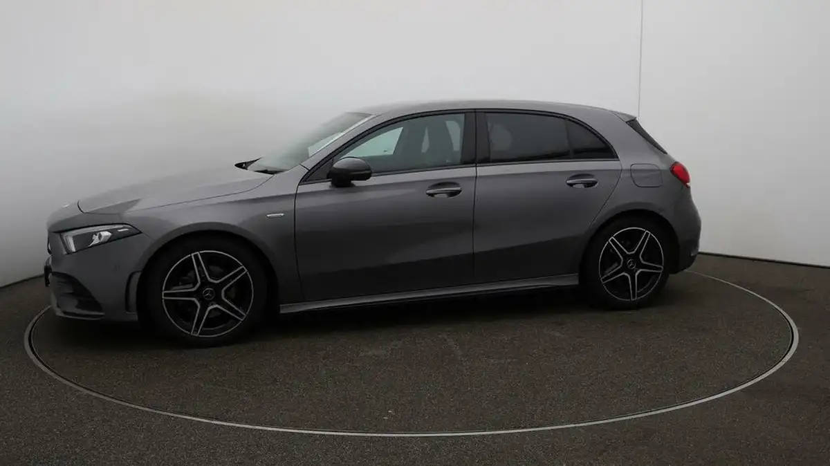 2022-mercedes-benz-a-class-13-a200-amg-line-executive-edition-hatchback-5d-7g-dct-big-58
