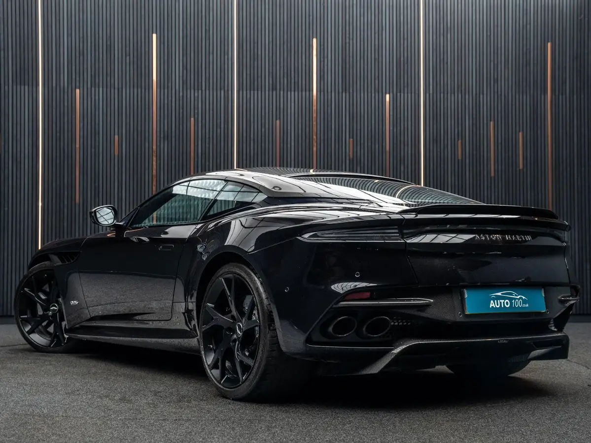 2019-aston-martin-dbs-52-v12-superleggera-big-35