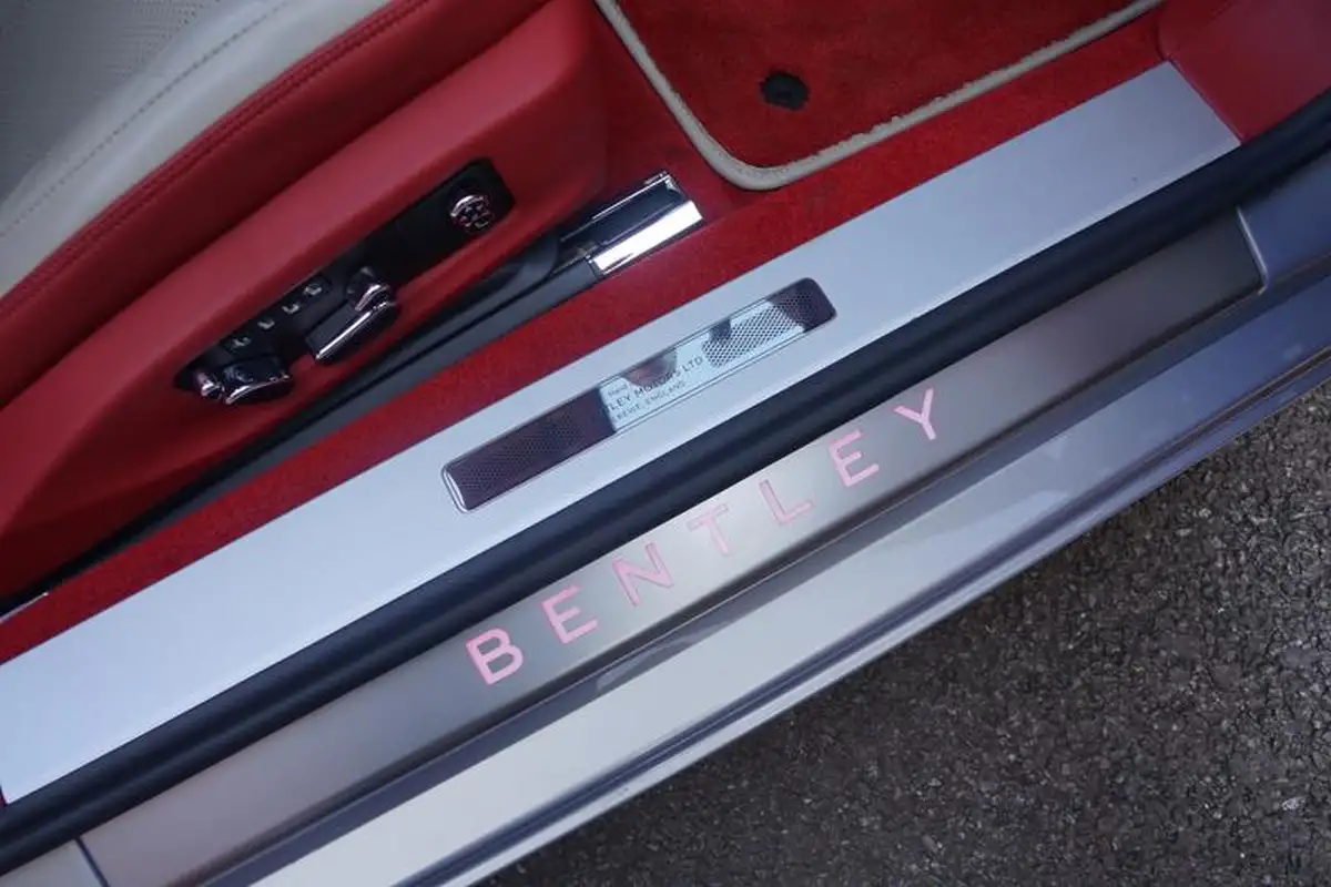 2019-bentley-continental-60-gt-convertible-big-21