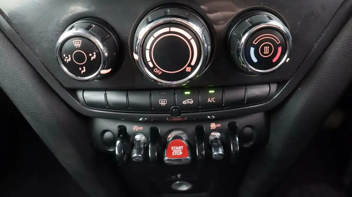 2021-mini-countryman-15-cooper-classic-auto-big-11