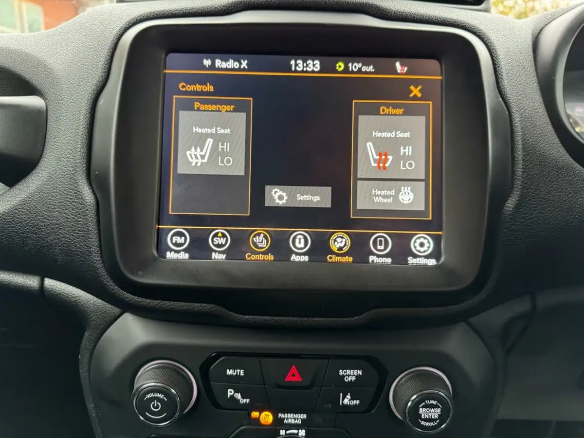 2018-jeep-renegade-10-gse-limited-big-17