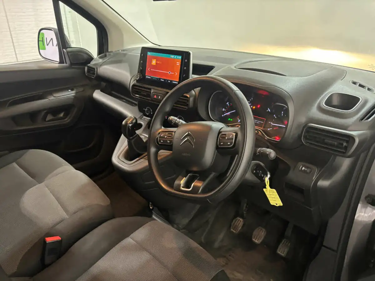 2021-citroen-berlingo-15bluehdi-1000-driver-100pseu6dt-e-ss-big-2