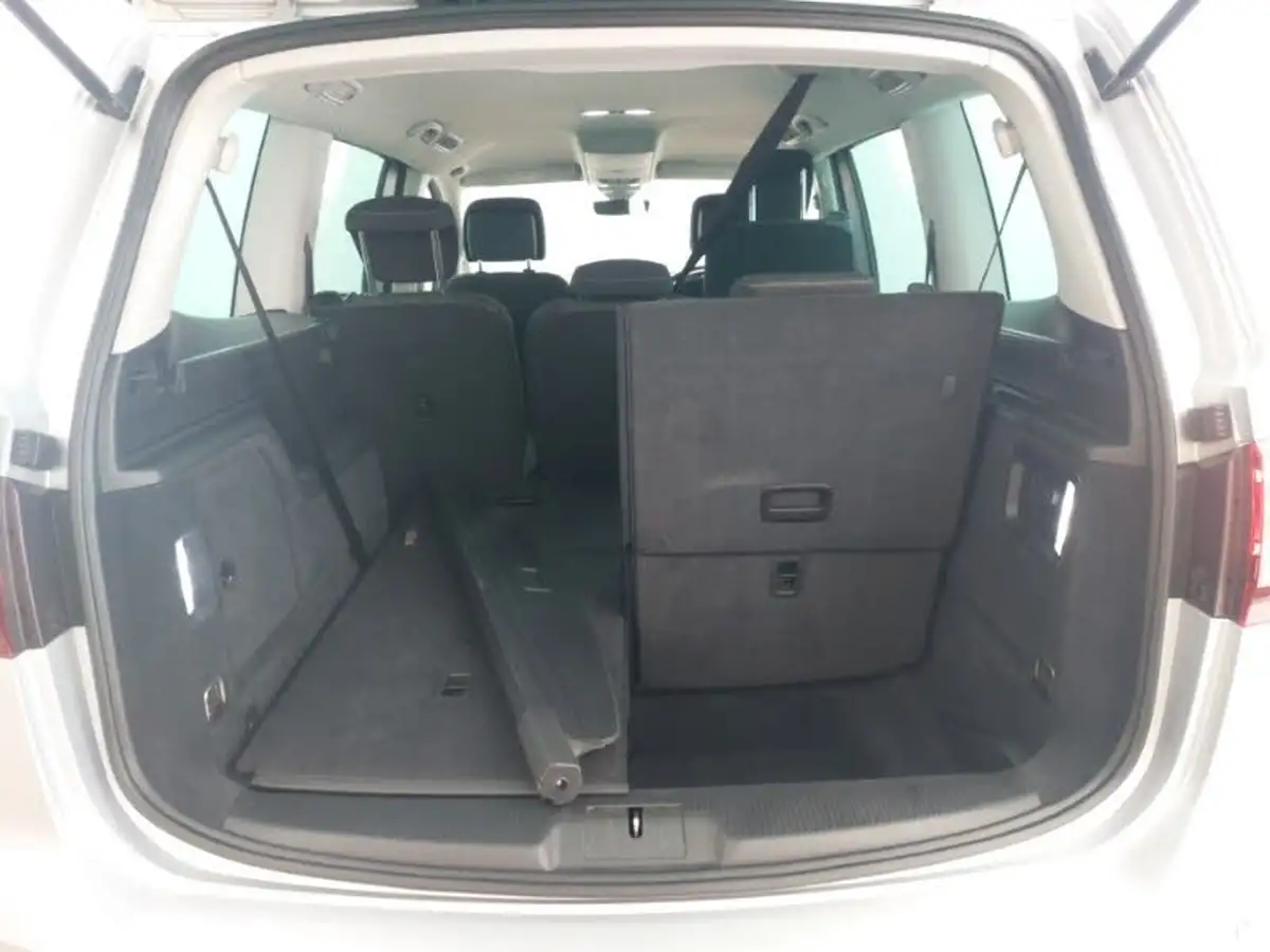 2020-volkswagen-sharan-20tdi-se-nav-150ps-dsg-big-7