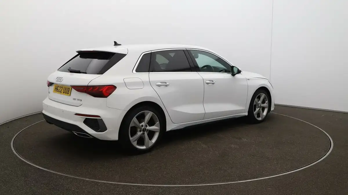 2022-audi-a3-15-35-tfsi-s-line-sportback-5d-big-45
