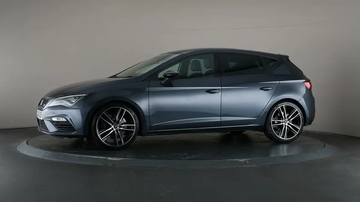 2020-seat-leon-20-tsi-cupra-290-big-30