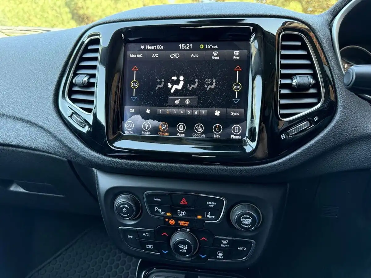 2018-jeep-compass-big-22