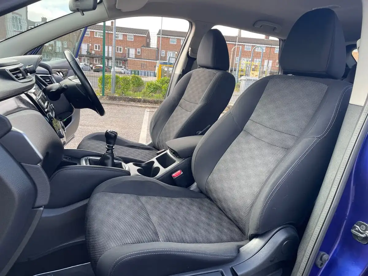 2015-nissan-qashqai-15dci-acenta-big-11