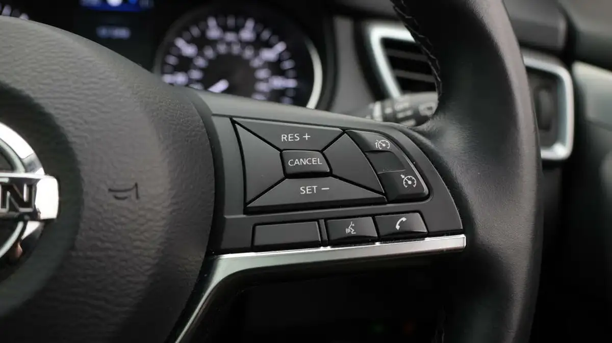 2021-nissan-qashqai-13-dig-t-n-motion-160ps-auto-big-26