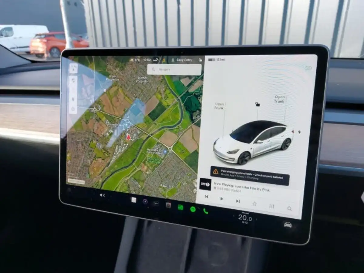 2021-tesla-model-3-e-long-range-awd-big-9