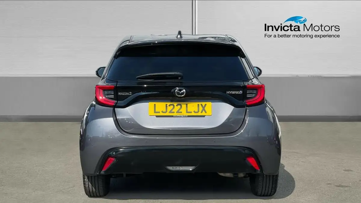 2022-mazda-mazda2-15-select-big-3