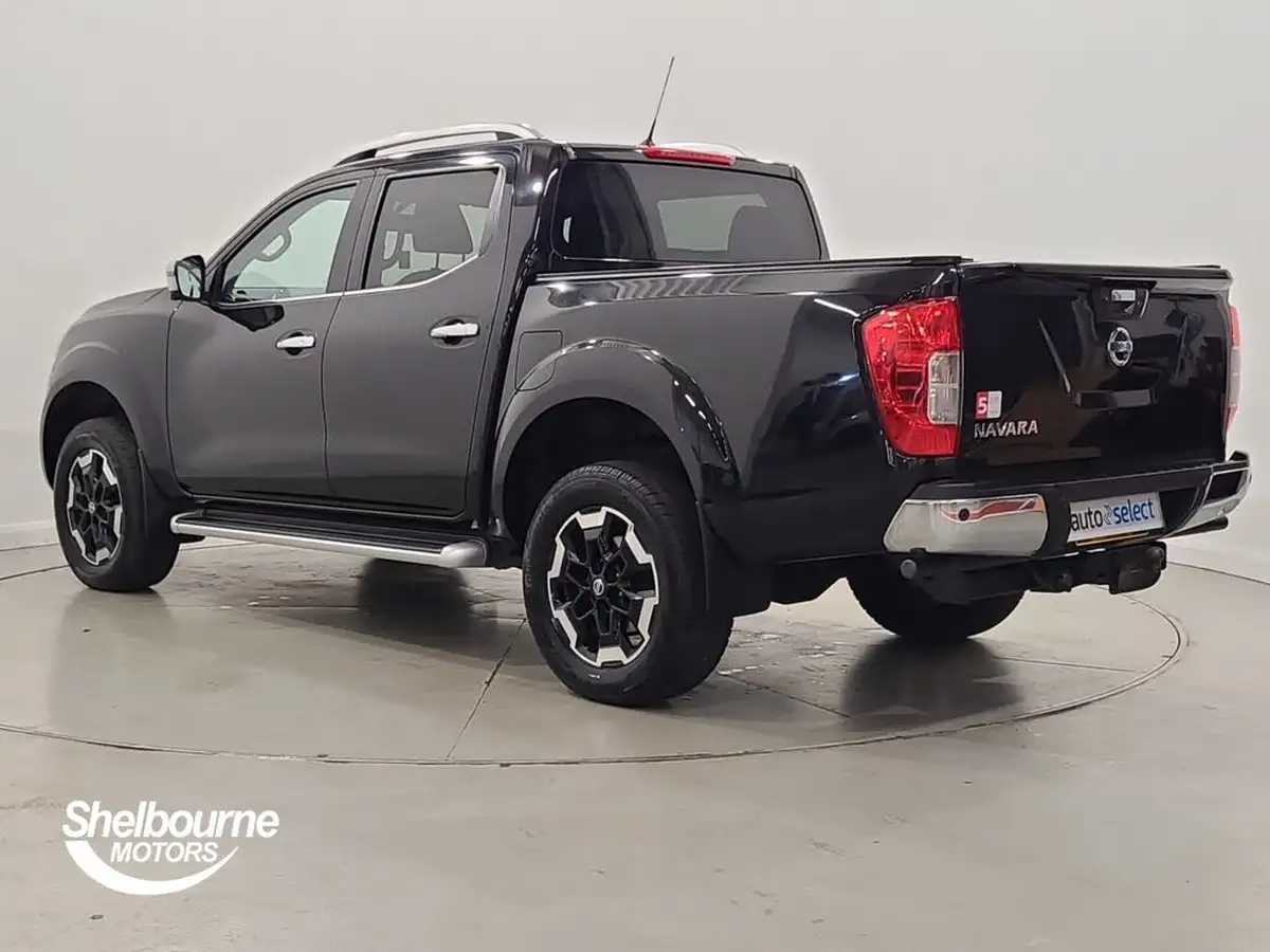 2021-nissan-navara-23dci-tt-tekna-8-navileather-auto-big-1