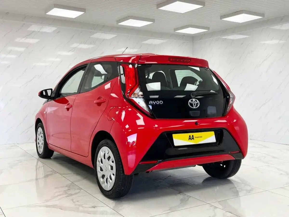 2021-toyota-aygo-10-vvt-i-x-play-tss-big-6