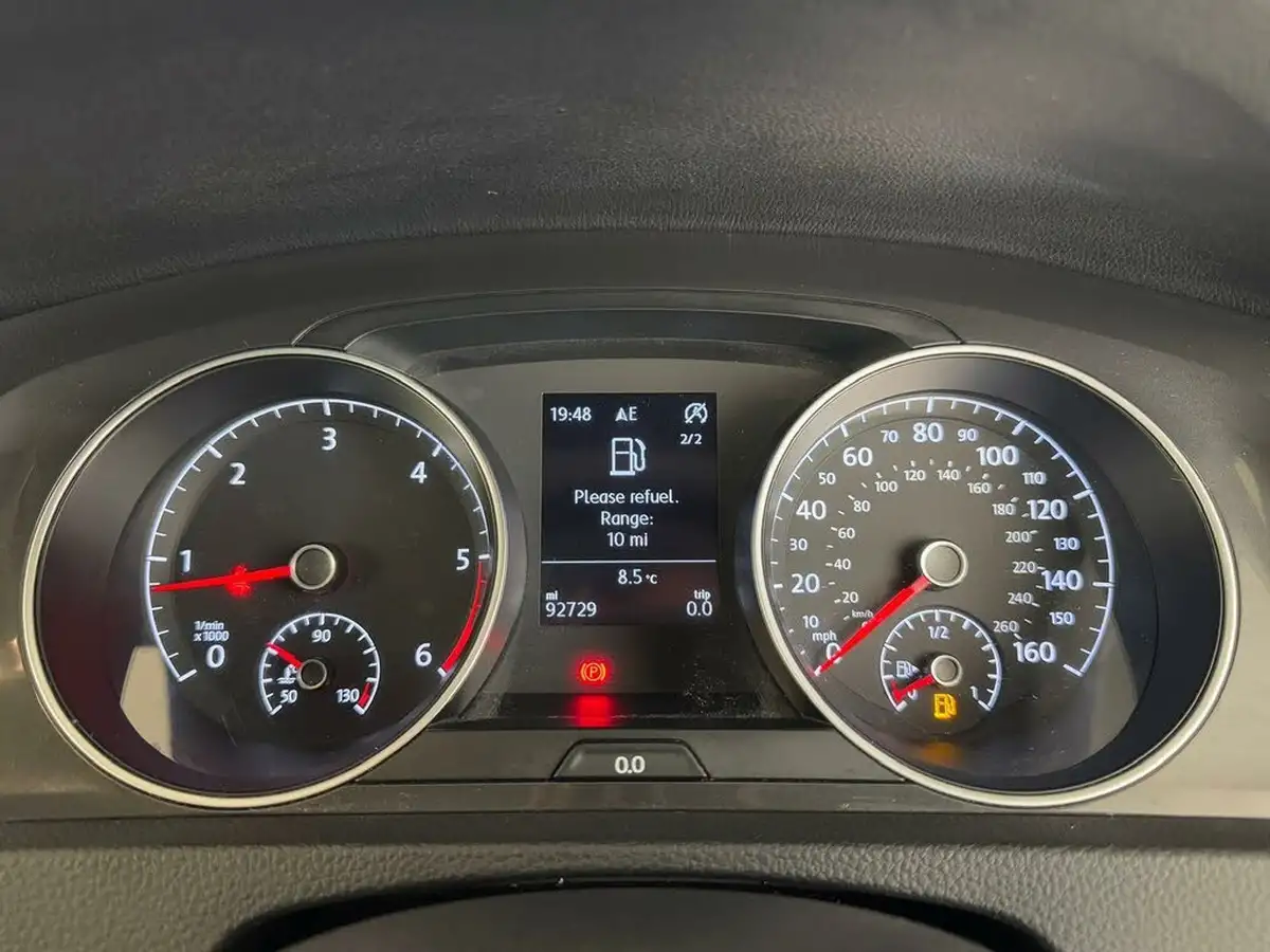 2019-volkswagen-golf-16tdi-match-hatchback-5d-big-44