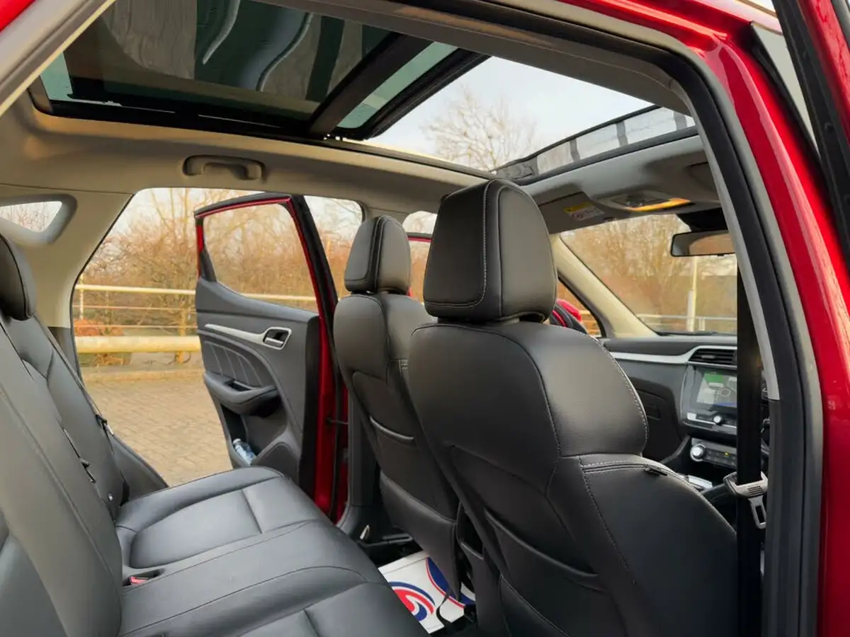 2020-mg-zs-suv-e-exclusive-ev-big-27