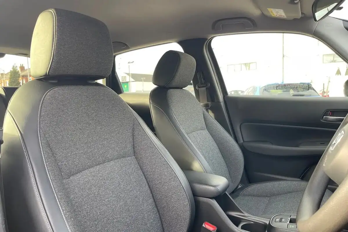 2022-honda-jazz-15-i-mmd-sr-109ps-big-23