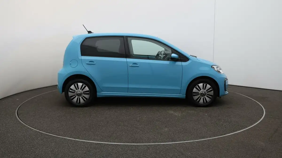 2022-volkswagen-up-e-e-up-big-40