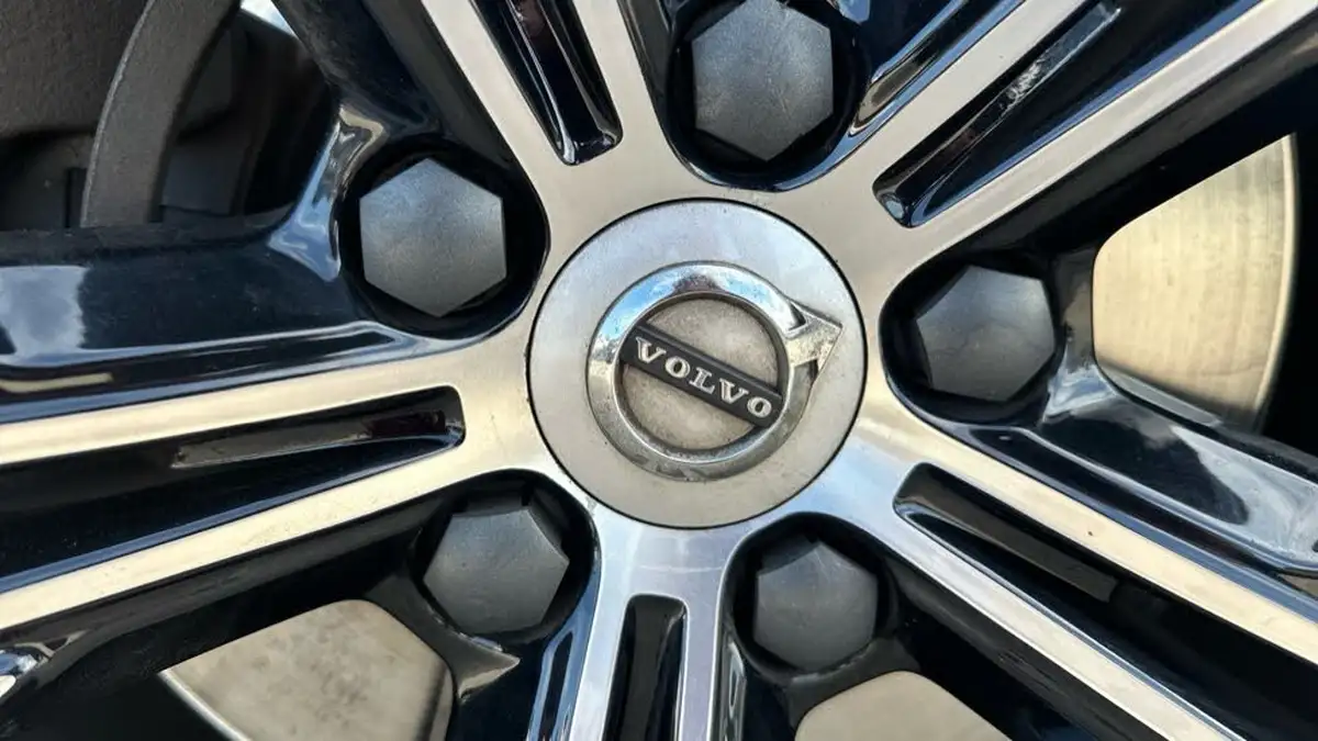 2019-volvo-xc40-20td-d3-inscription-pro-awd-geartronic-big-23