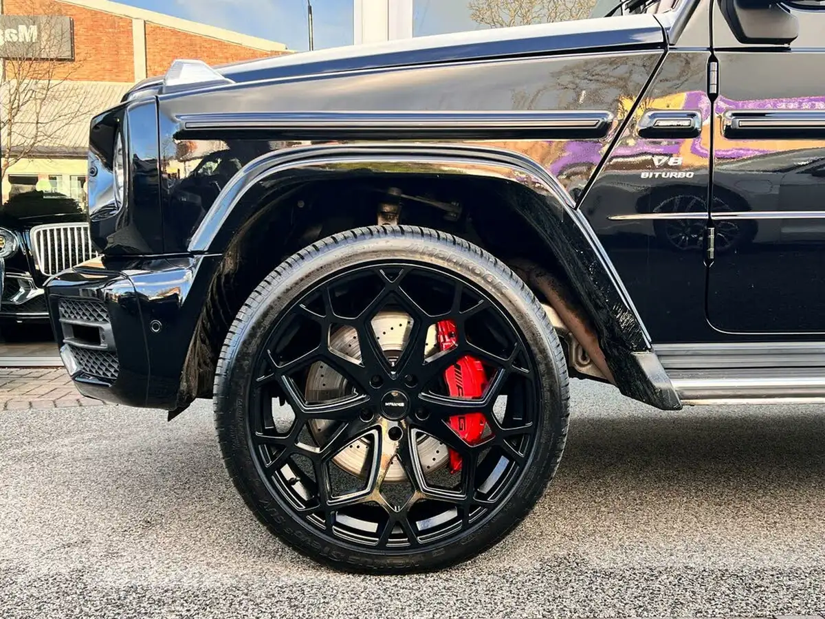 2021-mercedes-benz-g-class-40-g63-amg-big-5
