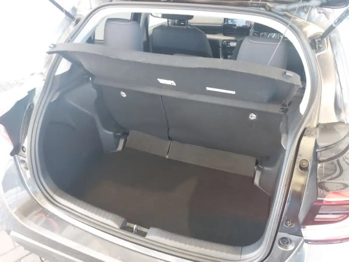 2022-toyota-yaris-15-vvt-i-design-big-7
