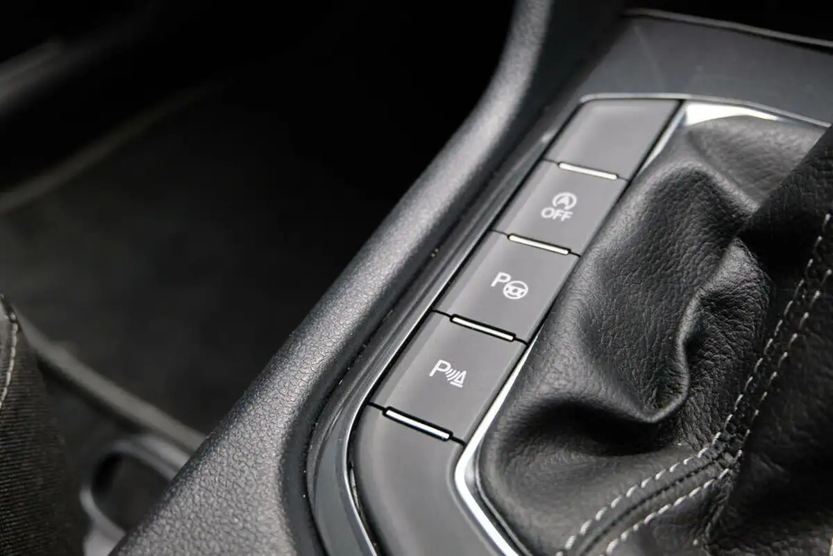 2024-volkswagen-tiguan-allspace-20tdi-r-line-150ps-big-24