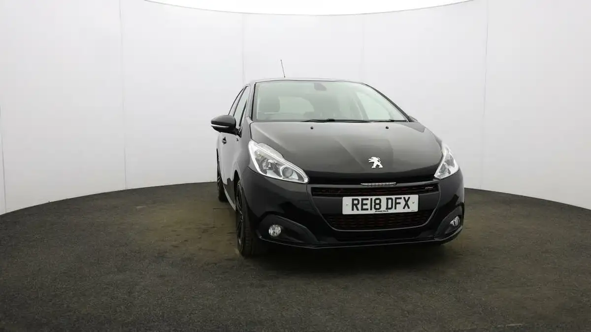 2017-peugeot-208-12-puretech-gt-line-5d-big-33