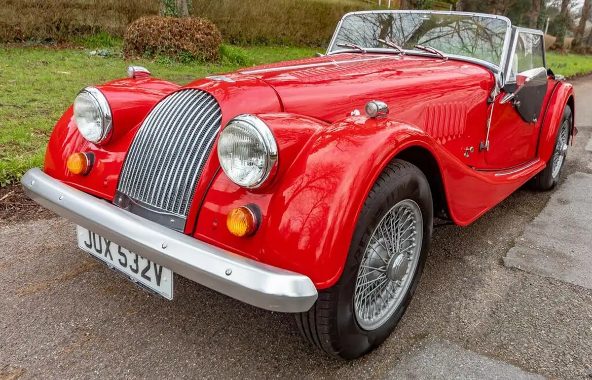 1980-morgan-44-16-2-seat-big-42
