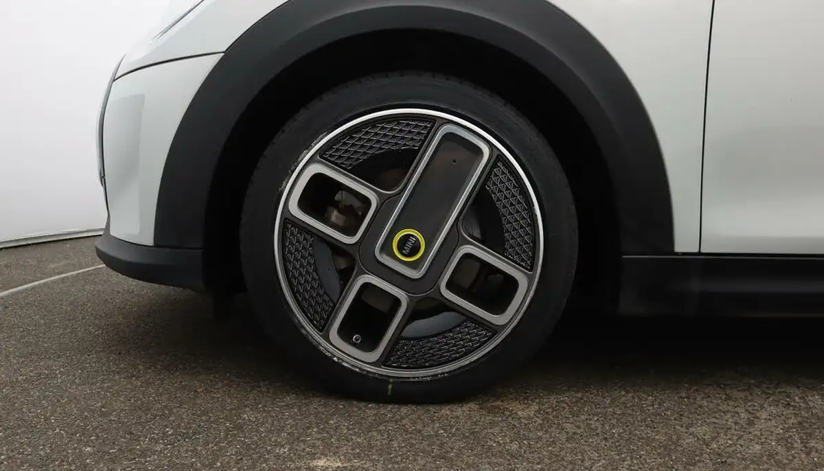 2021-mini-cooper-e-cooper-s-2-big-18