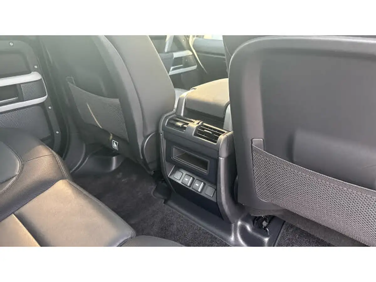 2023-land-rover-110-defender-30-d250-x-dynamic-se-big-17