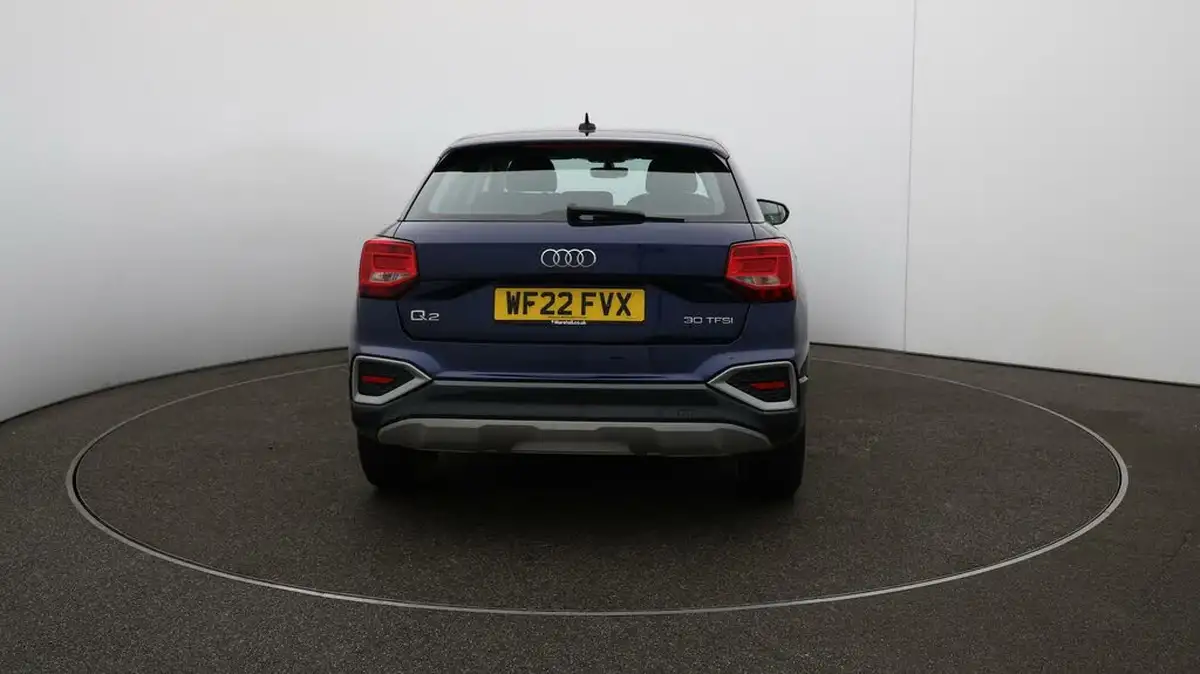 2022-audi-q2-10-30-tfsi-sport-big-49
