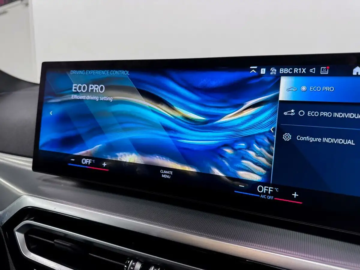 2022-bmw-i4-e-m50-big-51