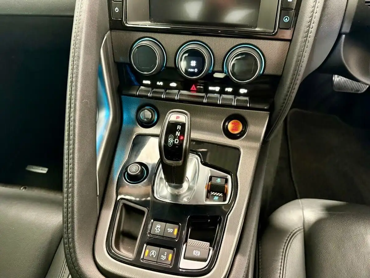 2015-jaguar-f-type-30-s-coupe-quickshift-big-19
