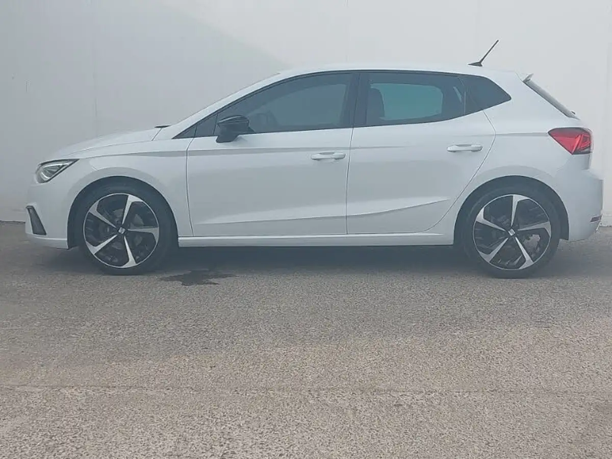 2024-seat-ibiza-10-tsi-fr-sport-115ps-dsg-big-3
