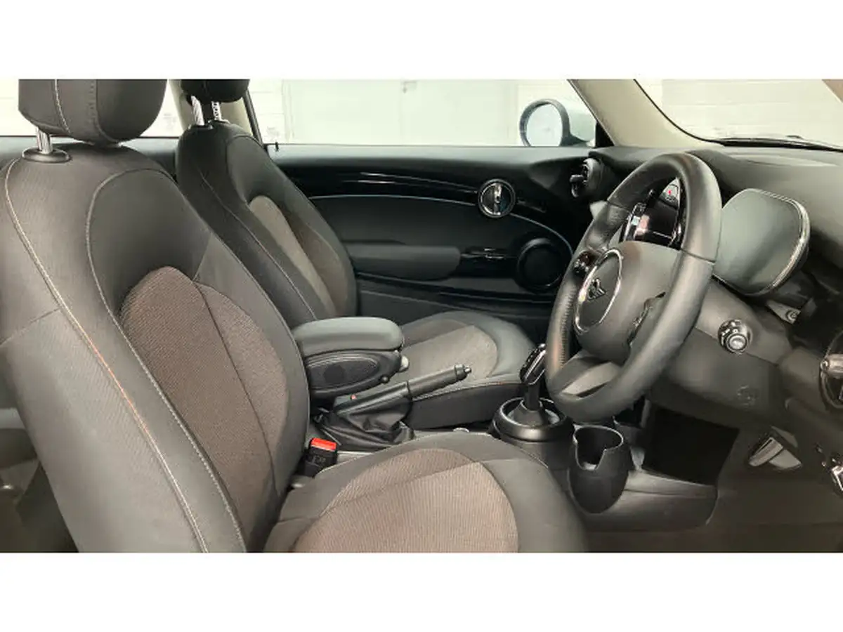 2022-mini-cooper-15-cooper-classic-premium-plus-hatchback-3d-auto-big-10