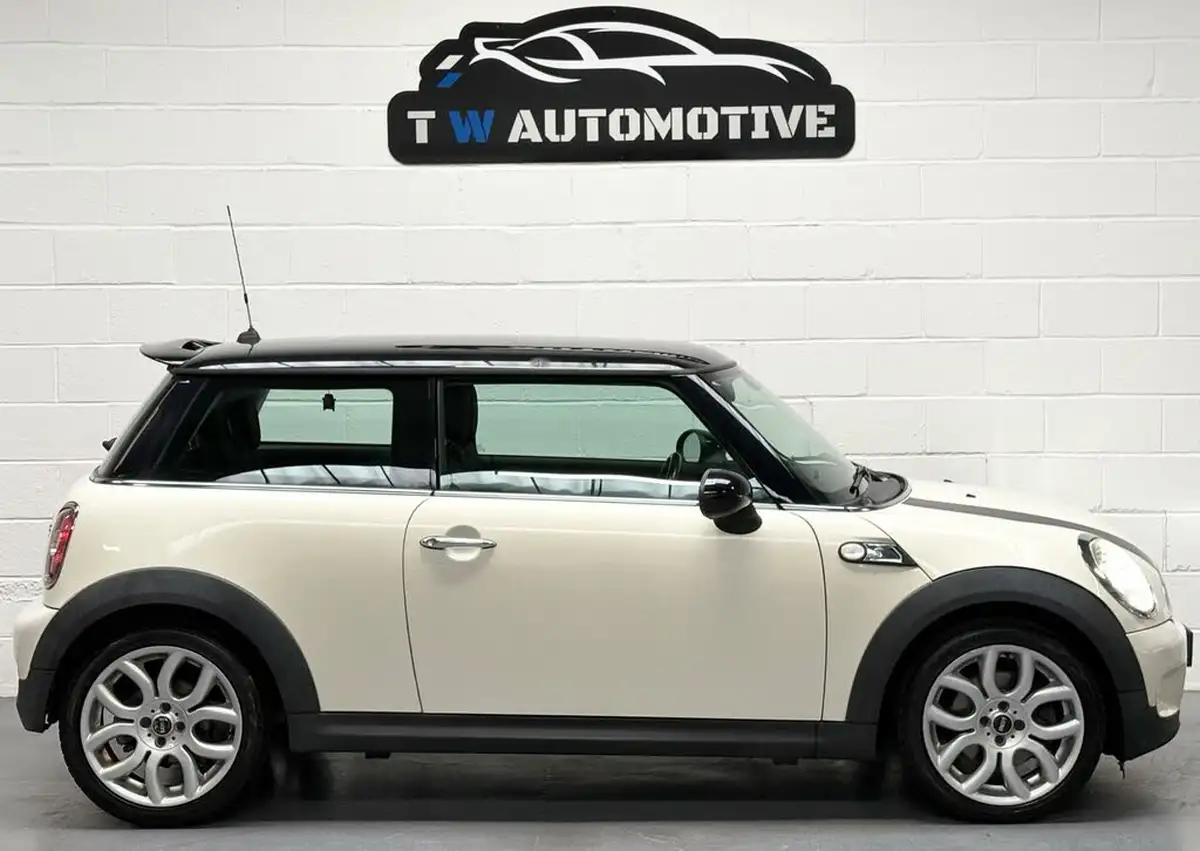2007-mini-cooper-16-cooper-s-175bhp-hatchback-3d-big-3