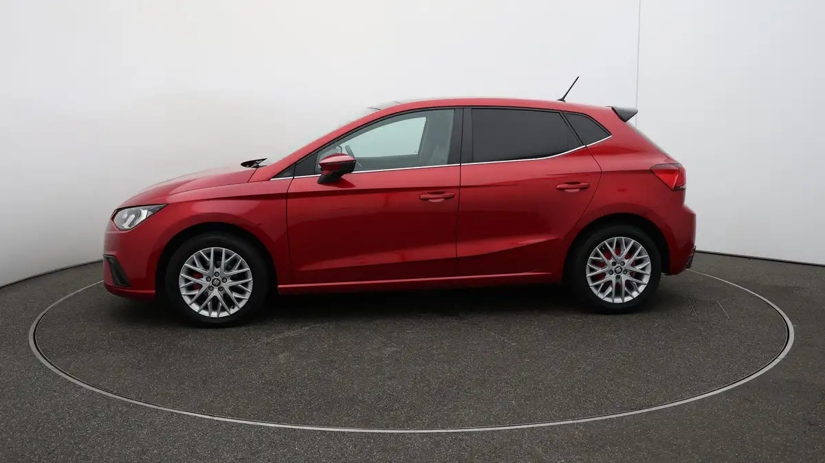 2018-seat-ibiza-10-tsi-se-design-big-4