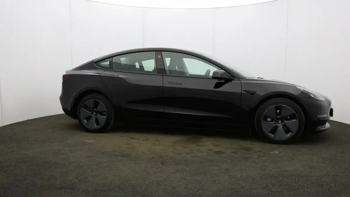 2021-tesla-model-3-e-long-range-awd-big-43