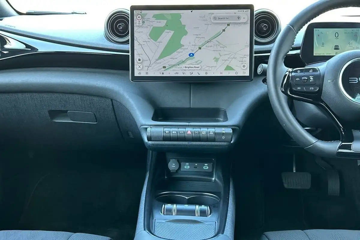 2024-byd-dolphin-e-comfort-big-34
