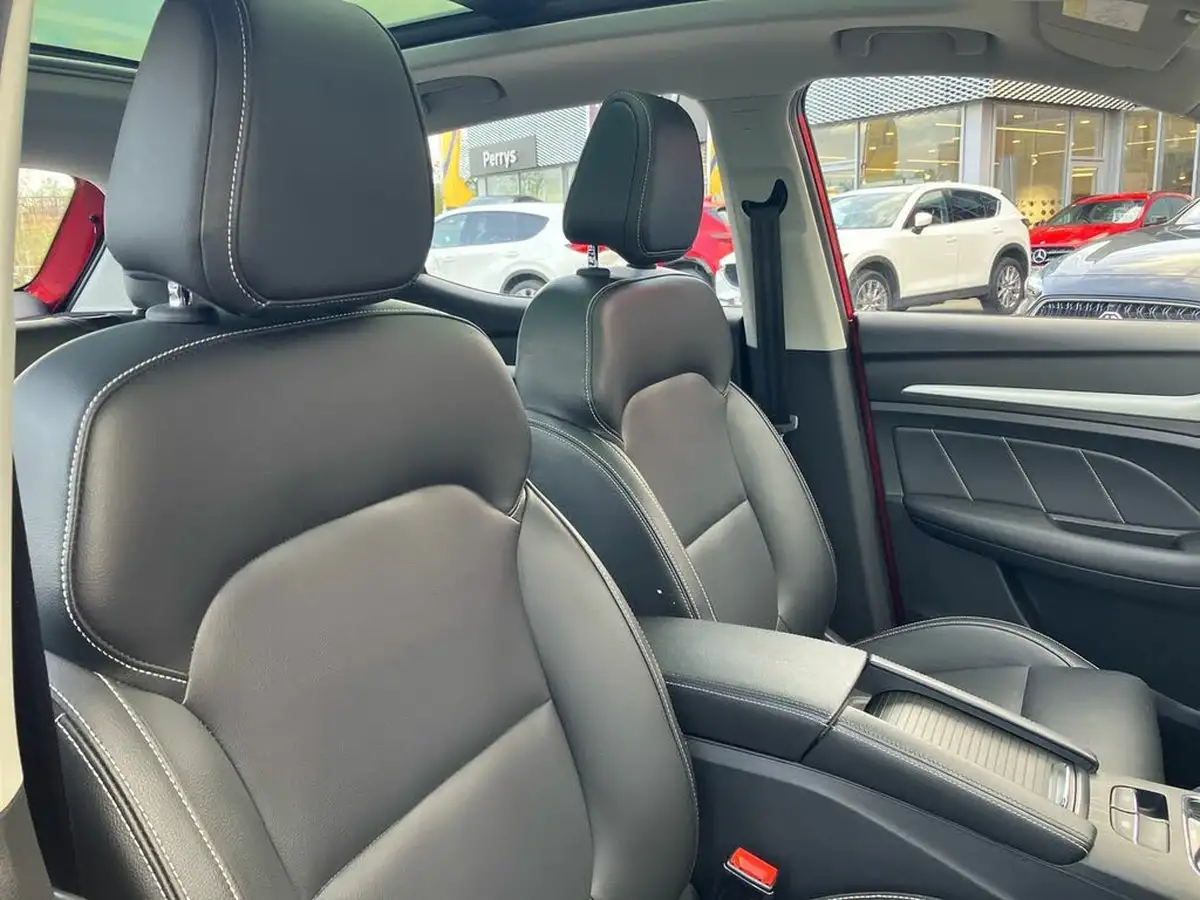 2020-mg-zs-suv-e-exclusive-ev-big-25