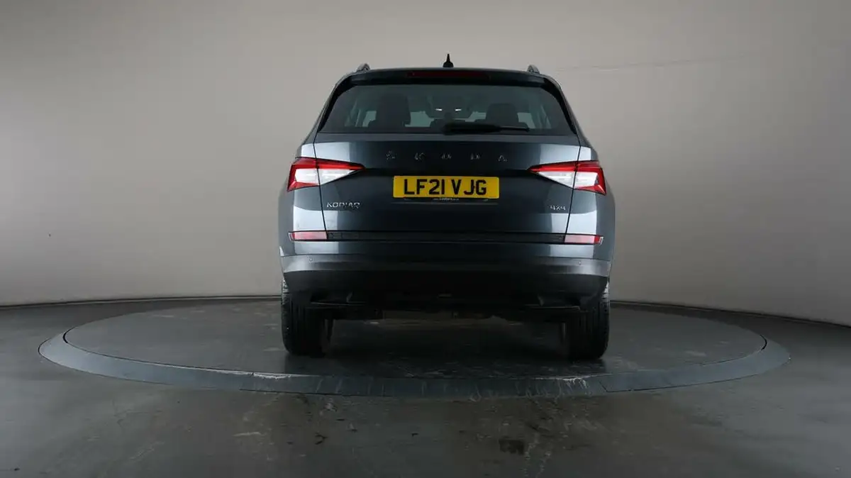 2021-skoda-kodiaq-20tdi-se-4x4-5-dsg-big-6