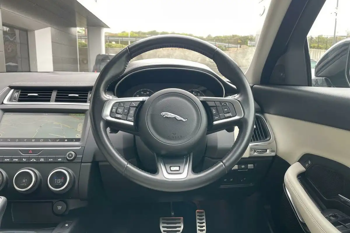 2019-jaguar-e-pace-20-i4-r-dynamic-s-200ps-big-35