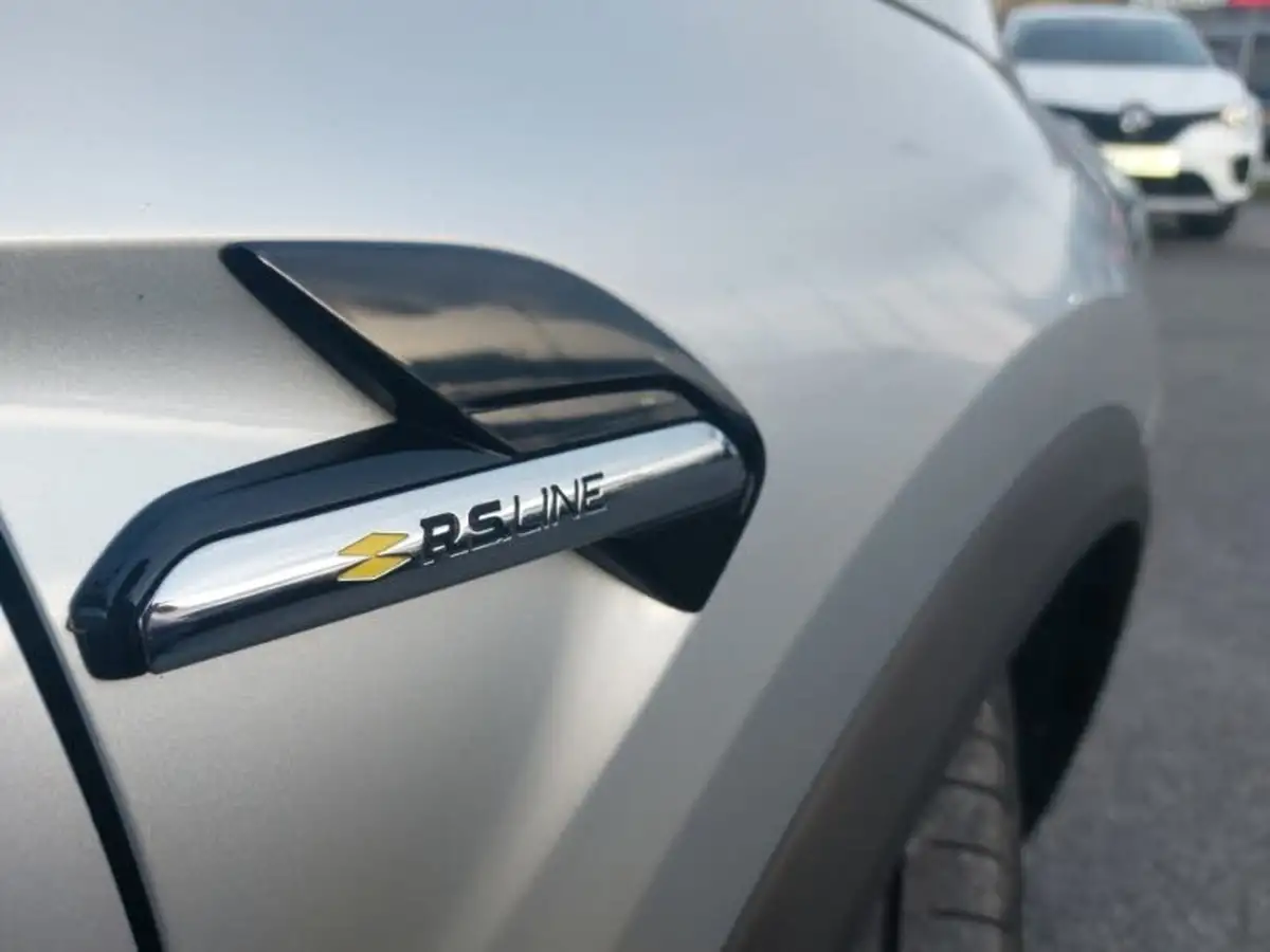 2022-renault-captur-13-tce-rs-line-big-11