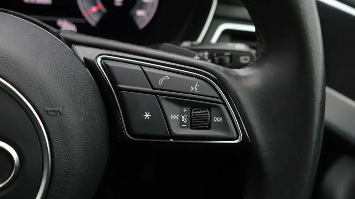 2021-audi-a4-avant-20-30-tdi-sport-edition-big-24