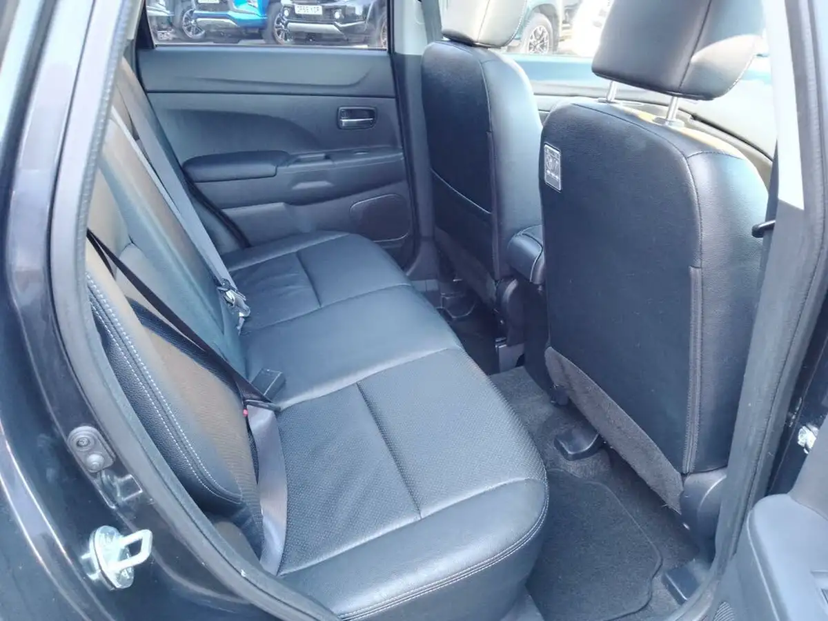 2015-mitsubishi-asx-22di-d-4-big-28