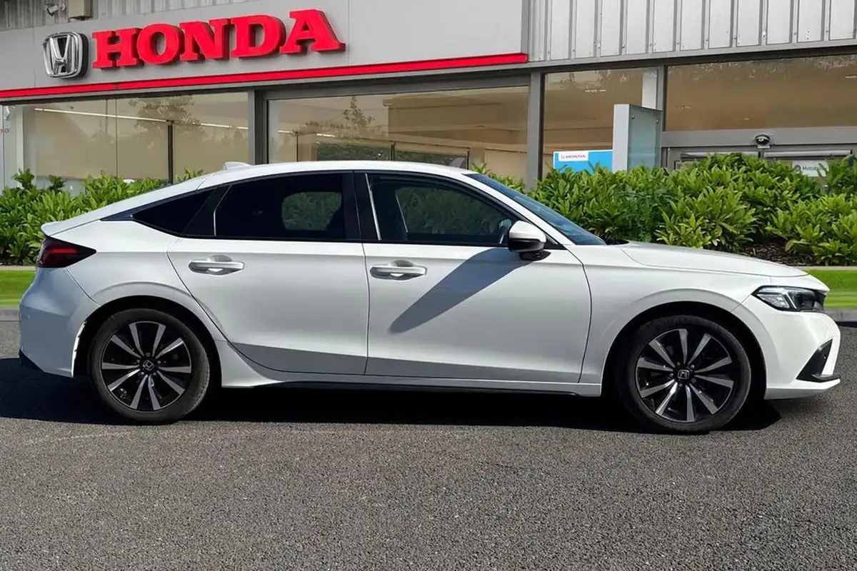 2022-honda-civic-20-i-mmd-elegance-big-2